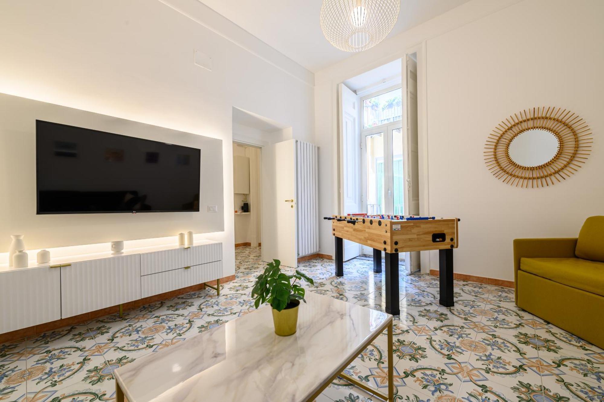 Guest House 121 Charming Apartment 나폴리 외부 사진