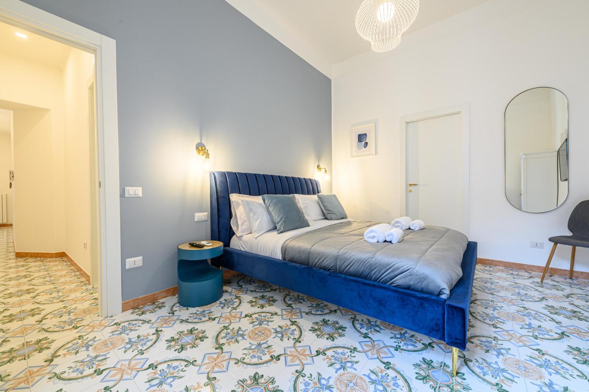 Guest House 121 Charming Apartment 나폴리 외부 사진